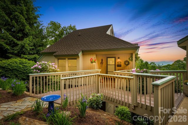 61 Ivy Ridge Road, Burnsville, NC 28714