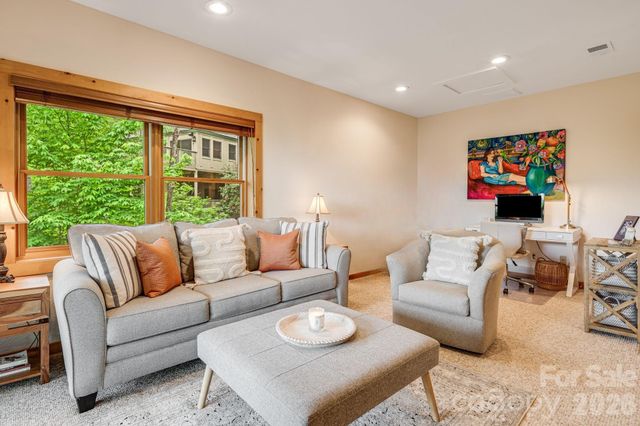 61 Ivy Ridge Road, Burnsville, NC 28714