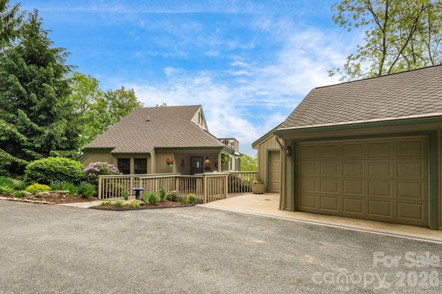 61 Ivy Ridge Road, Burnsville, NC 28714