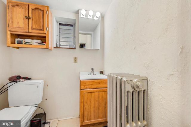 815 TREMONT AVE, Norristown, PA 19401
