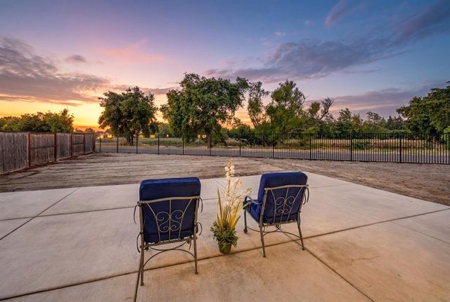 58 LEMON TWIST Ct, Sacramento, CA 95833