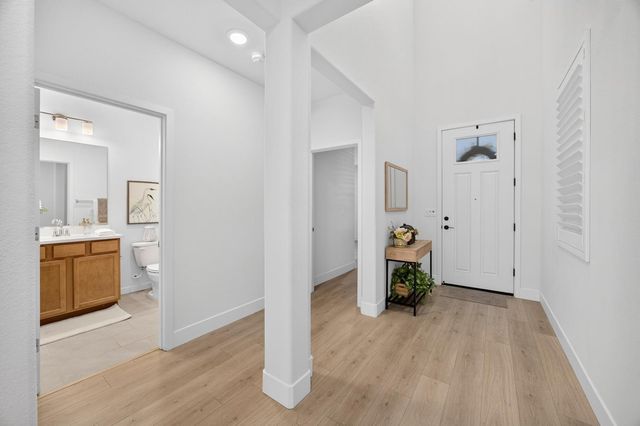 58 LEMON TWIST Ct, Sacramento, CA 95833