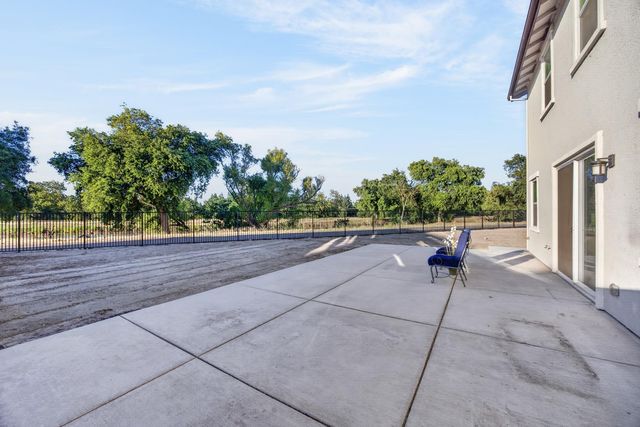 58 LEMON TWIST Ct, Sacramento, CA 95833
