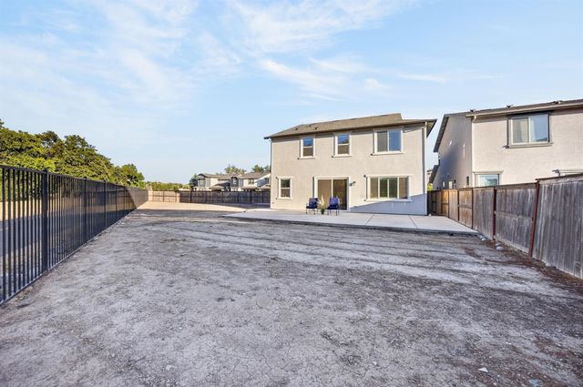 58 LEMON TWIST Ct, Sacramento, CA 95833