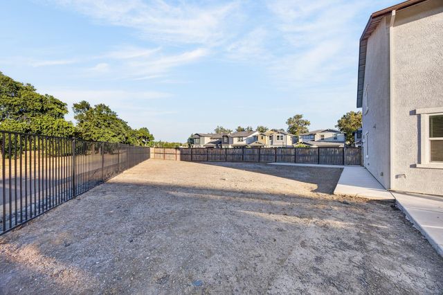 58 LEMON TWIST Ct, Sacramento, CA 95833