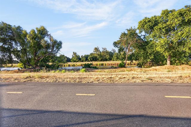 58 LEMON TWIST Ct, Sacramento, CA 95833