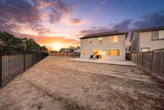 58 LEMON TWIST Ct, Sacramento, CA 95833