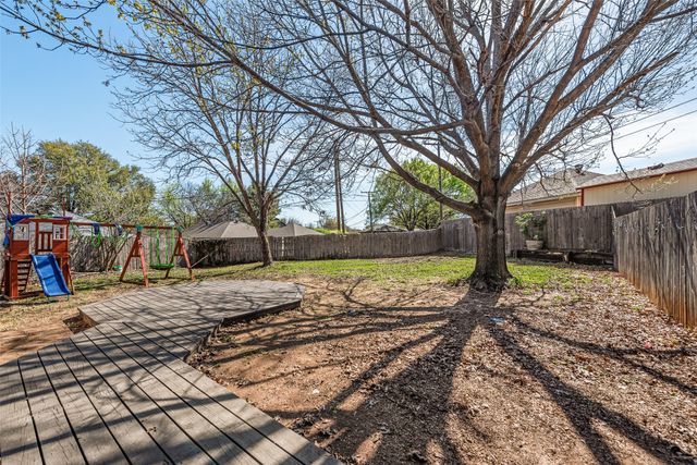 4102 Autumn Ridge Court, Arlington, TX 76016