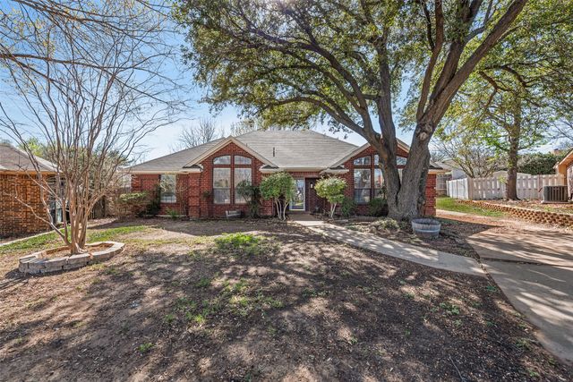 4102 Autumn Ridge Court, Arlington, TX 76016