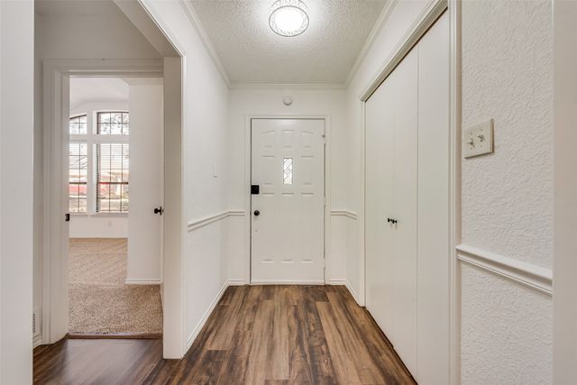 4102 Autumn Ridge Court, Arlington, TX 76016