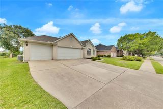 2721 Butler National DR, Pflugerville, TX 78660