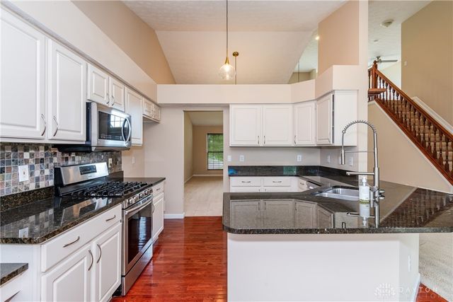 584 Lake Front Drive, Lebanon, OH 45036