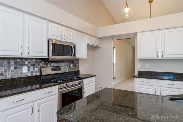 584 Lake Front Drive, Lebanon, OH 45036