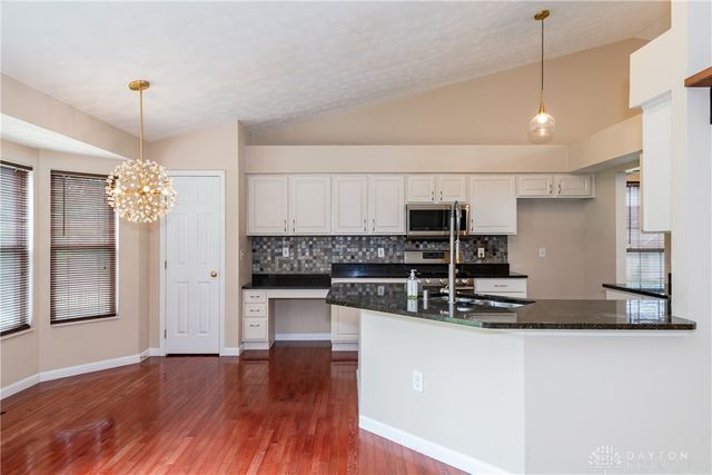 584 Lake Front Drive, Lebanon, OH 45036