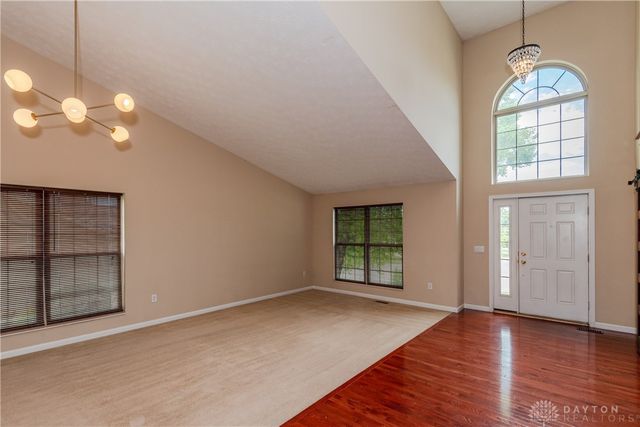584 Lake Front Drive, Lebanon, OH 45036