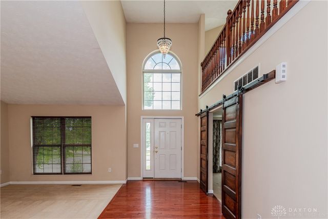 584 Lake Front Drive, Lebanon, OH 45036