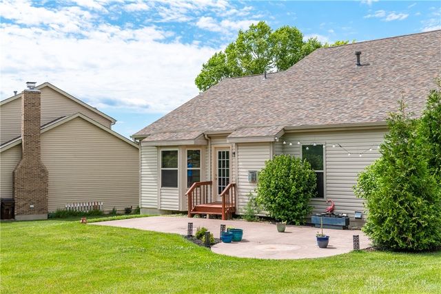 584 Lake Front Drive, Lebanon, OH 45036