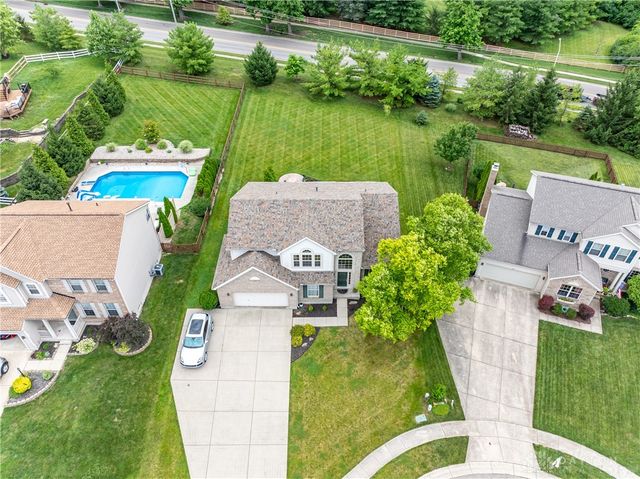 584 Lake Front Drive, Lebanon, OH 45036