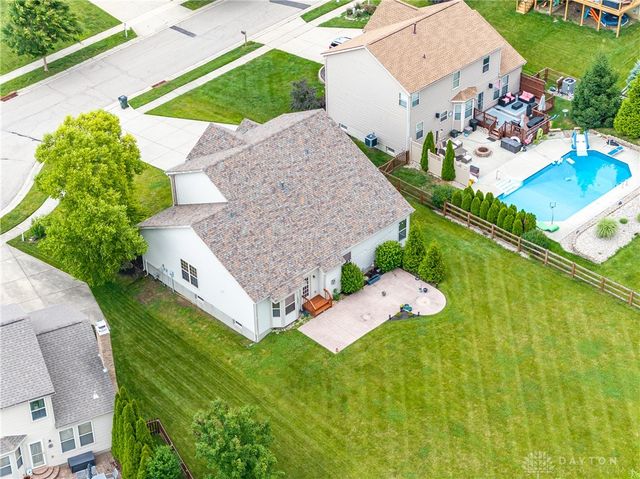 584 Lake Front Drive, Lebanon, OH 45036