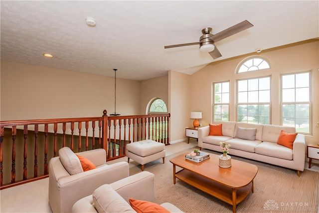 584 Lake Front Drive, Lebanon, OH 45036