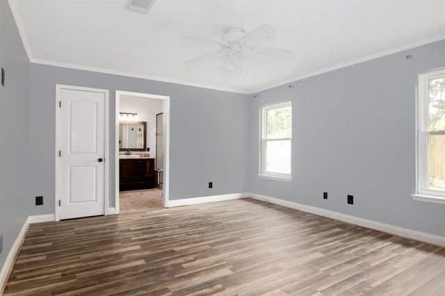 2319 Anthony Lane, Pearland, TX 77581