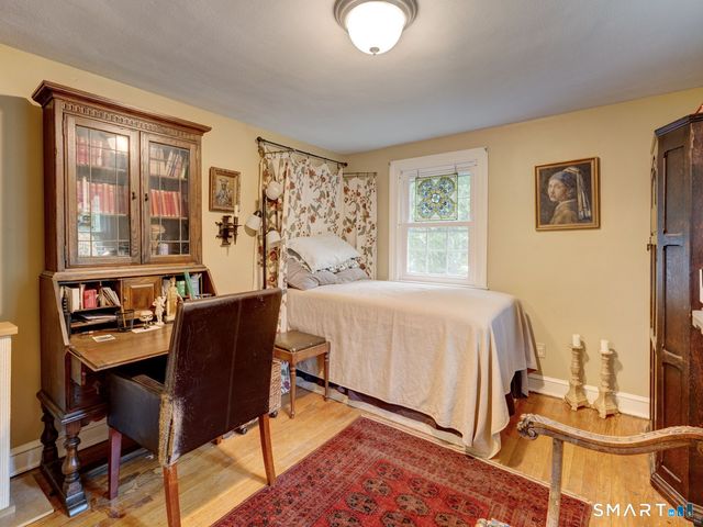 338 Ridgewood Road, West Hartford, CT 06107
