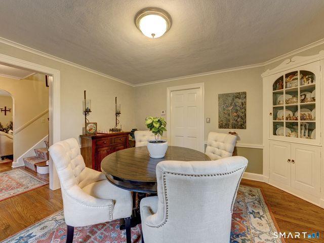 338 Ridgewood Road, West Hartford, CT 06107
