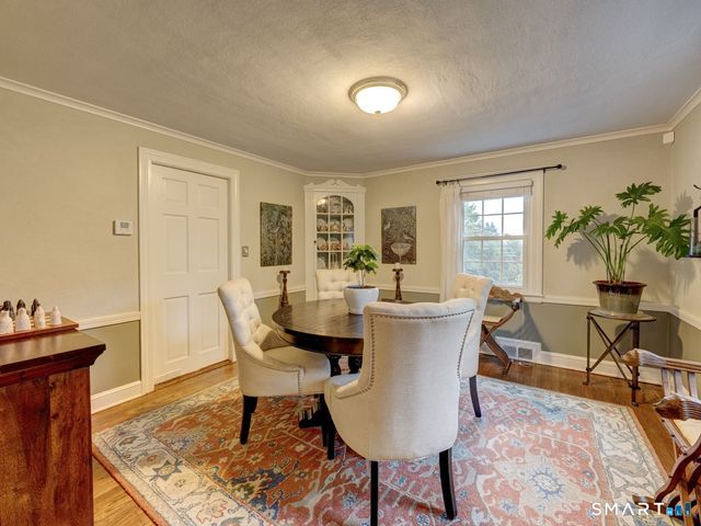 338 Ridgewood Road, West Hartford, CT 06107