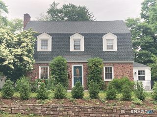338 Ridgewood Road, West Hartford, CT 06107