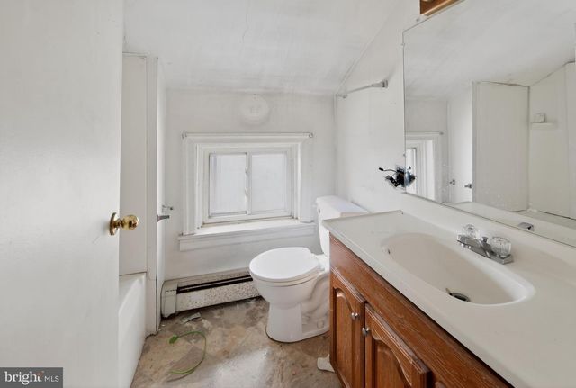 71-73 W CENTRAL AVE, Paoli, PA 19301