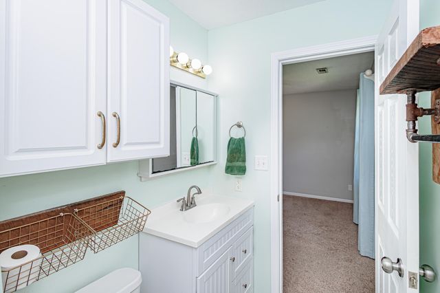 7271 E SUNCREST CT, Columbia, MO 65201
