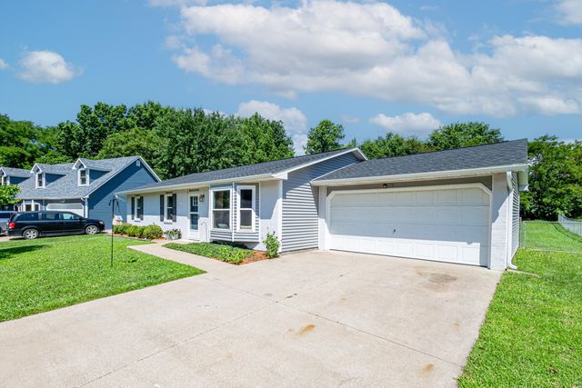 7271 E SUNCREST CT, Columbia, MO 65201