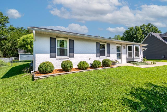 7271 E SUNCREST CT, Columbia, MO 65201