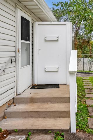 2323 N Missouri Avenue, Springfield, MO 65803