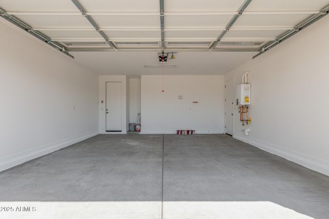 8331 N 53RD Drive, Glendale, AZ 85302