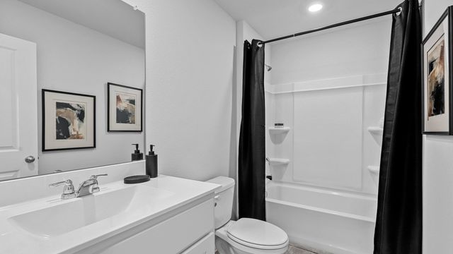 521 RED ADMIRAL Lane, Denton, TX 76259