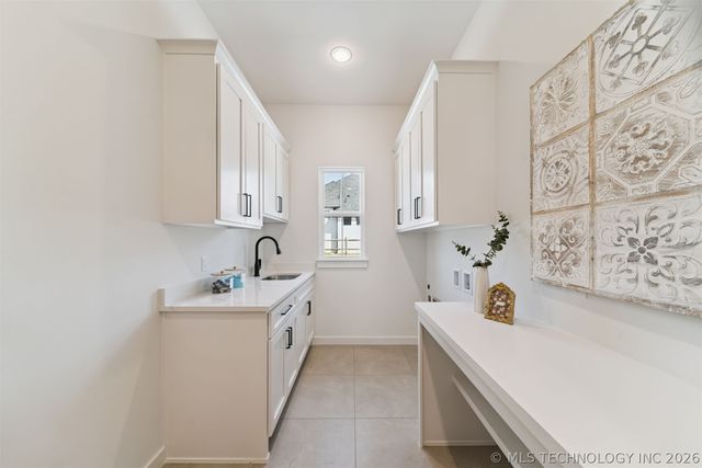 5838 N River Birch Road, Owasso, OK 74055