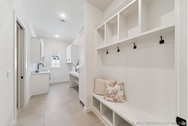 5838 N River Birch Road, Owasso, OK 74055