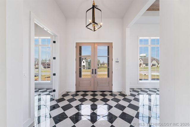 5838 N River Birch Road, Owasso, OK 74055