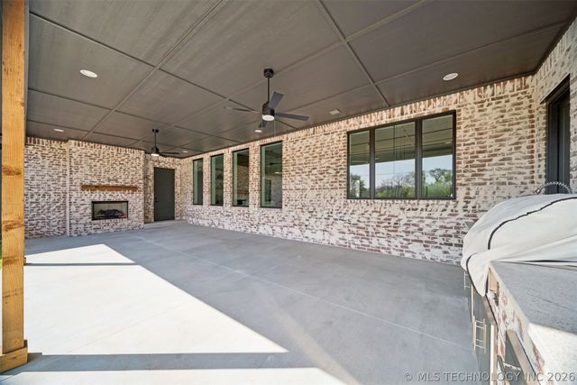 5838 N River Birch Road, Owasso, OK 74055