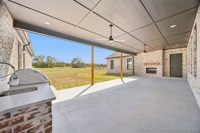 5838 N River Birch Road, Owasso, OK 74055
