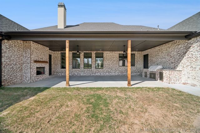 5838 N River Birch Road, Owasso, OK 74055