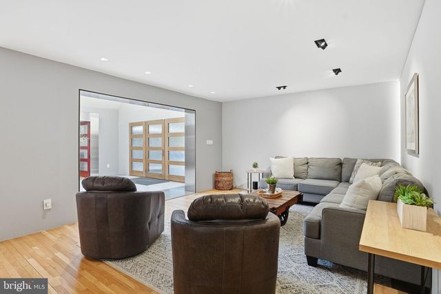 15130 SPRINGFIELD RD, Darnestown, MD 20874