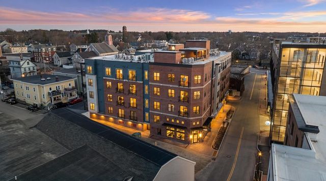 99 Foundry Place 106, Portsmouth, NH 03801