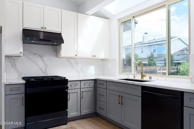 278 Spindlewood Avenue, Camarillo, CA 93012