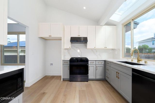 278 Spindlewood Avenue, Camarillo, CA 93012