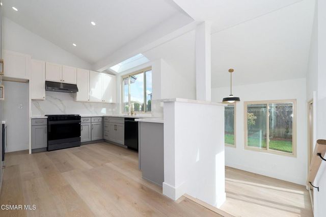 278 Spindlewood Avenue, Camarillo, CA 93012