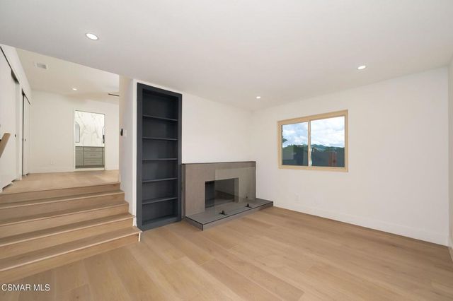 278 Spindlewood Avenue, Camarillo, CA 93012