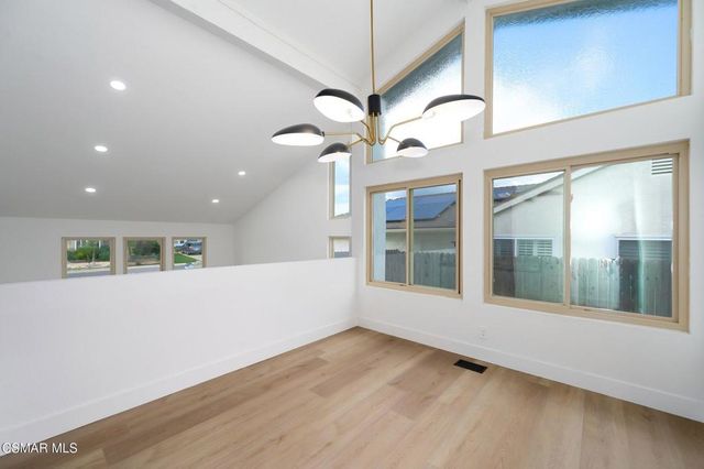 278 Spindlewood Avenue, Camarillo, CA 93012