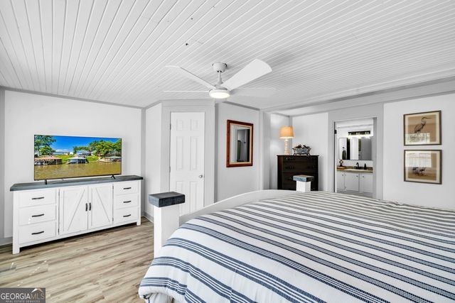 252 North Spring Creek Circle, Cobb, GA 31735